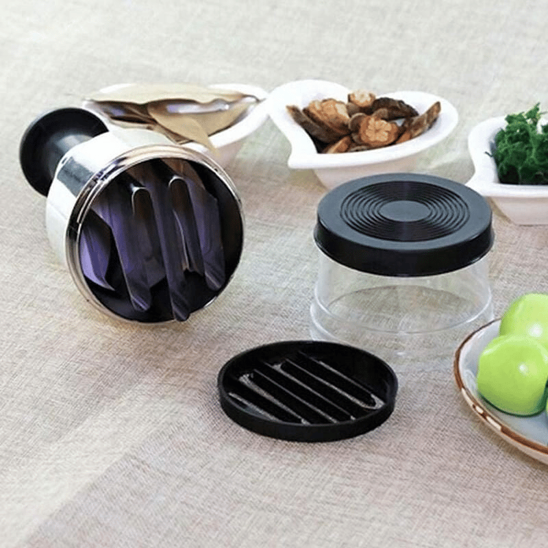 🔥Last Day Promotion🔥 - Multifunctional Pressed Garlic Chopper